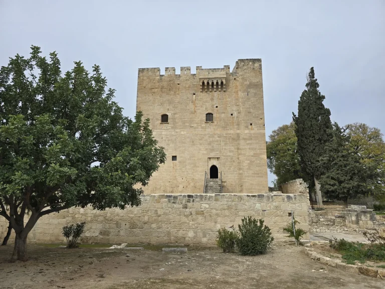 Замок Колосси — средневековая крепость крестоносцев на Кипре