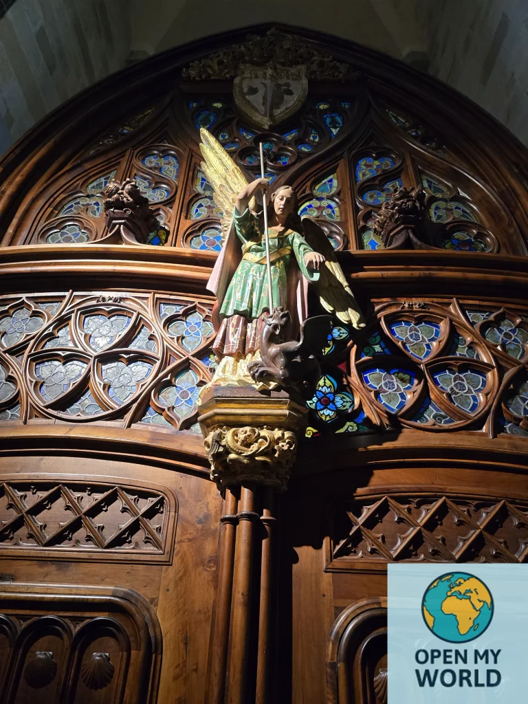 Сокровищница и Ризница (Sacristía y Tesoro) Сокровищница и Ризница (Sacristía y Tesoro)